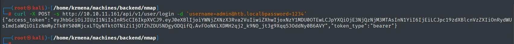 login como admin con la contraseña sobrescrita, devolviendo un JWT