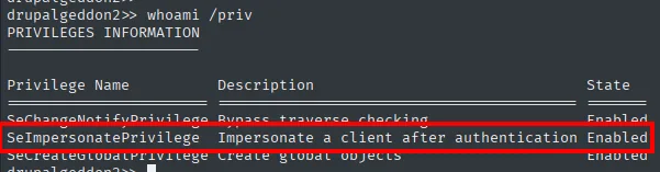 Salida de whoami /priv mostrando SeImpersonatePrivilege en estado Enabled