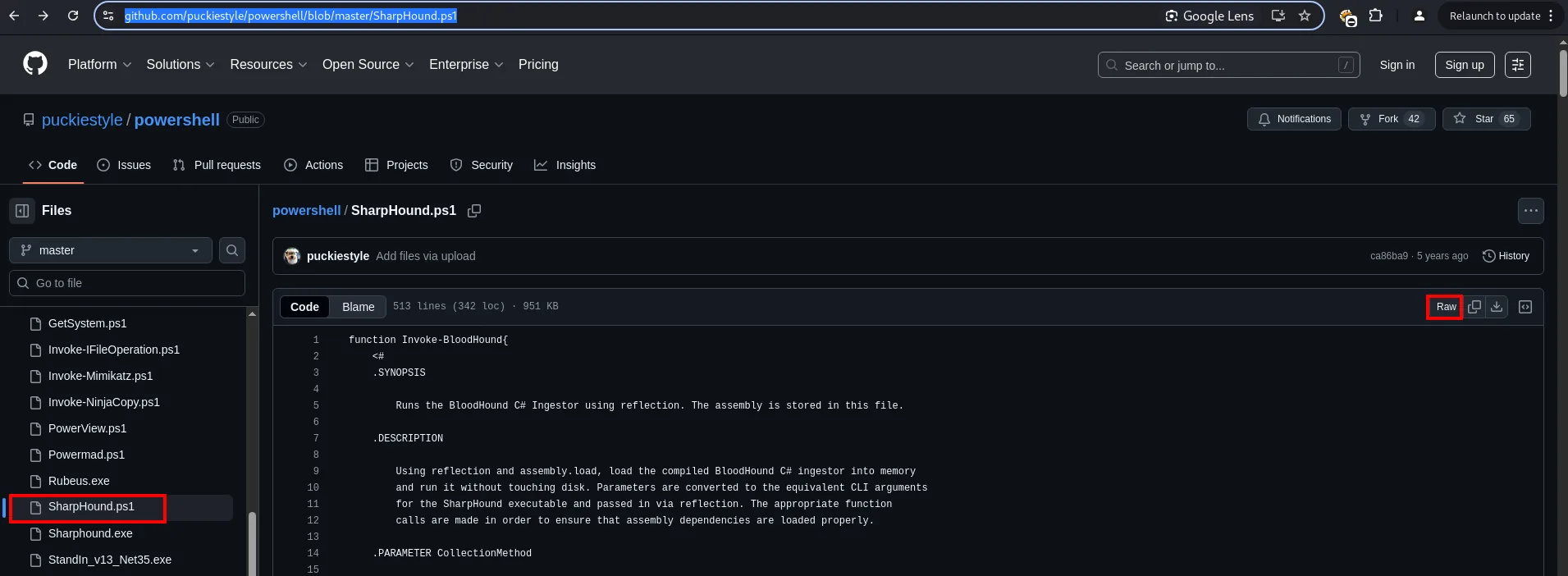 el repositorio puckiestyle/powershell en GitHub con SharpHound.ps1 seleccionado en el árbol y el botón Raw resaltado; el fichero define Invoke-BloodHound y carga el ingestor de C# por reflexión