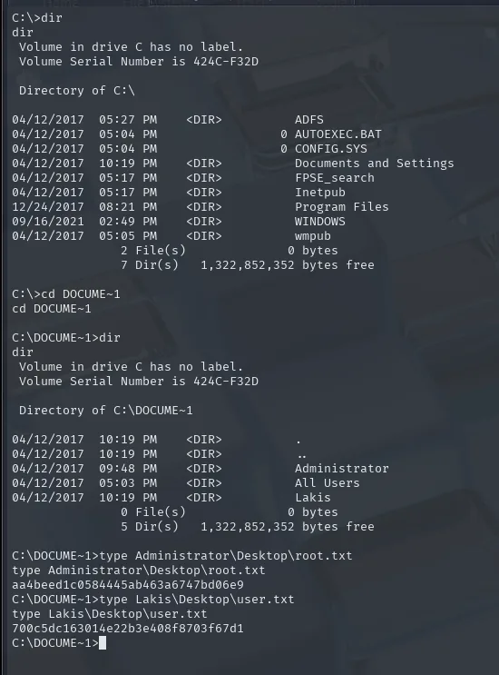 Listado de C:\ y de DOCUME~1 con los perfiles Administrator y Lakis, y la lectura de root.txt y user.txt
