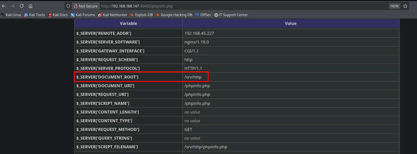 phpinfo en el 30455 mostrando DOCUMENT_ROOT = /srv/http