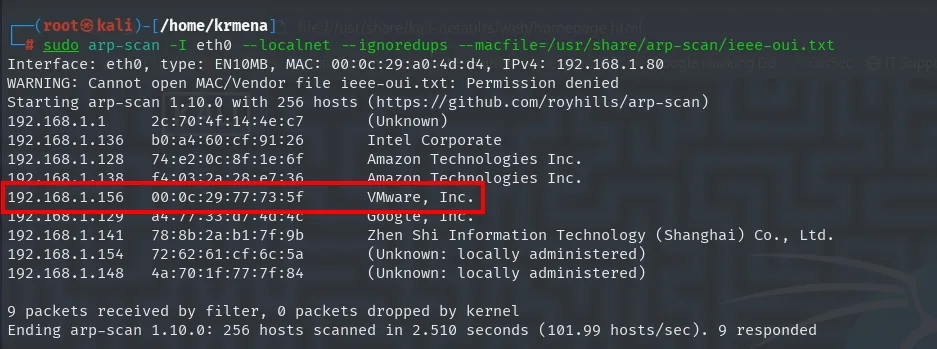 arp-scan lista los hosts del segmento y 192.168.1.156 aparece con una MAC de VMware, Inc.