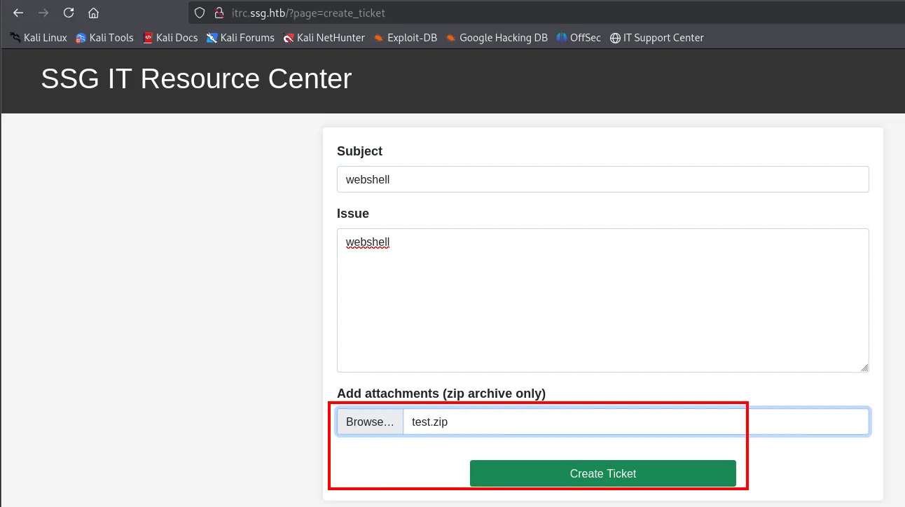 el formulario de ticket con test.zip adjuntado y subido correctamente