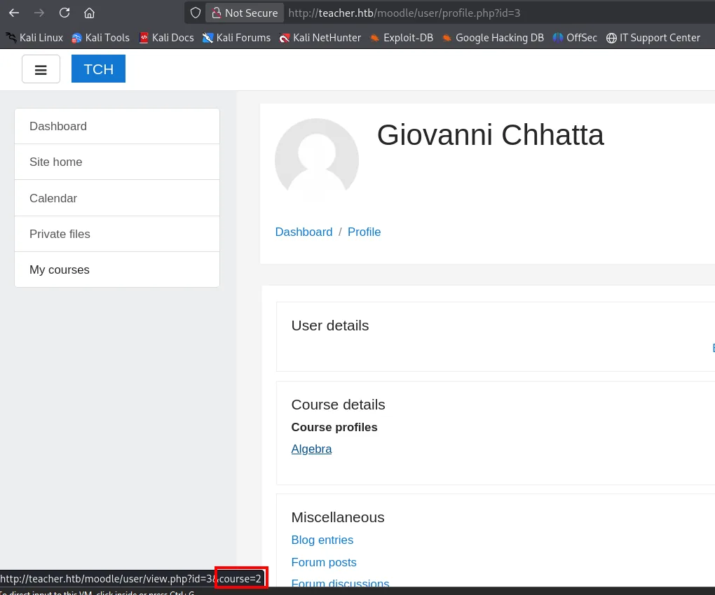 El perfil de Giovanni Chhatta en Moodle; al pasar el ratón sobre el curso Algebra la barra de estado muestra la URL con course=2