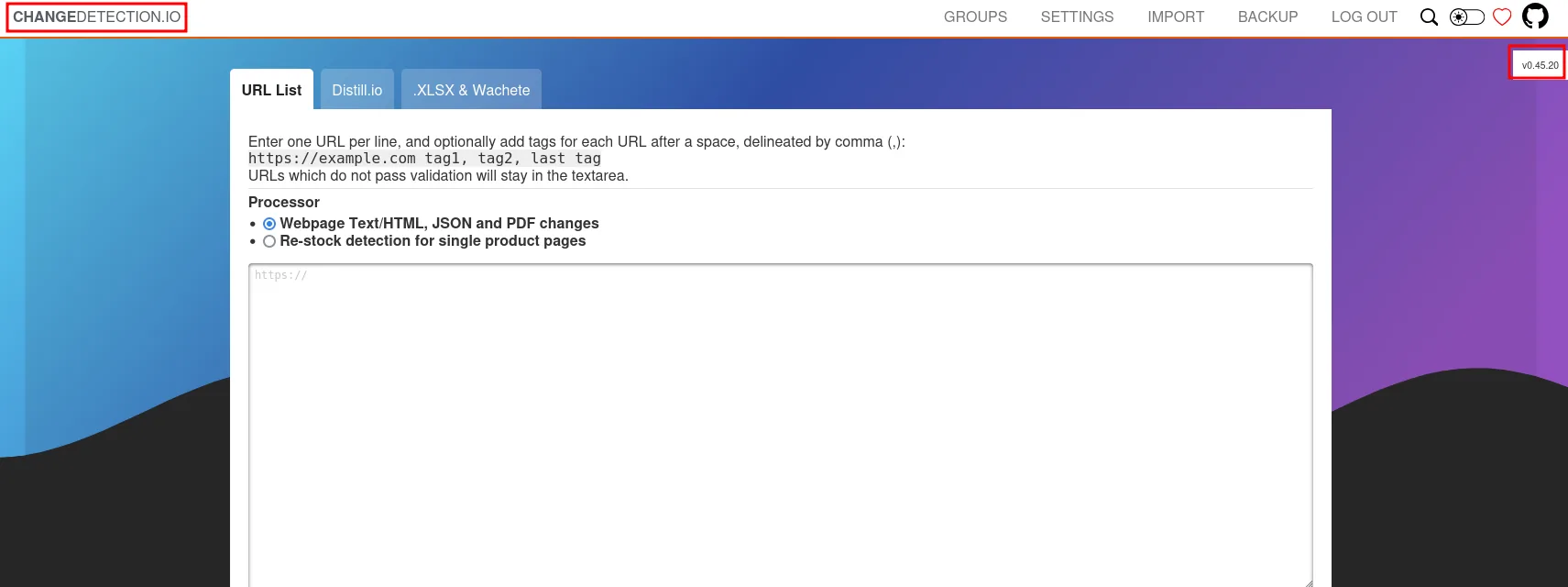 changedetection.io en el contenedor, versión v0.45.20 visible en la esquina